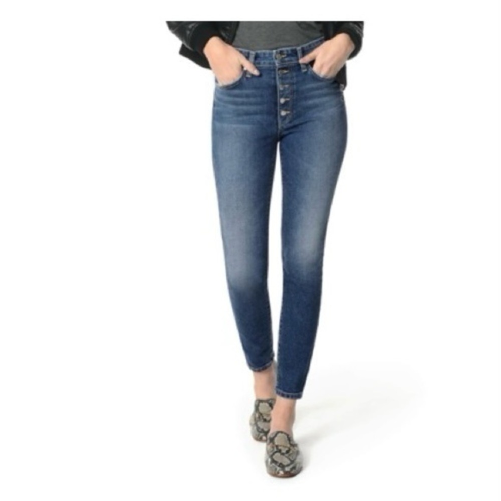 JOE'S JEANS
The Charlie Ankle Skinny Jeans with Button Fly pockets jeans…